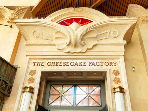［ハワイ］チーズケーキファクトリーが大人気の理由！｜メニュー・場所・予約は可能？